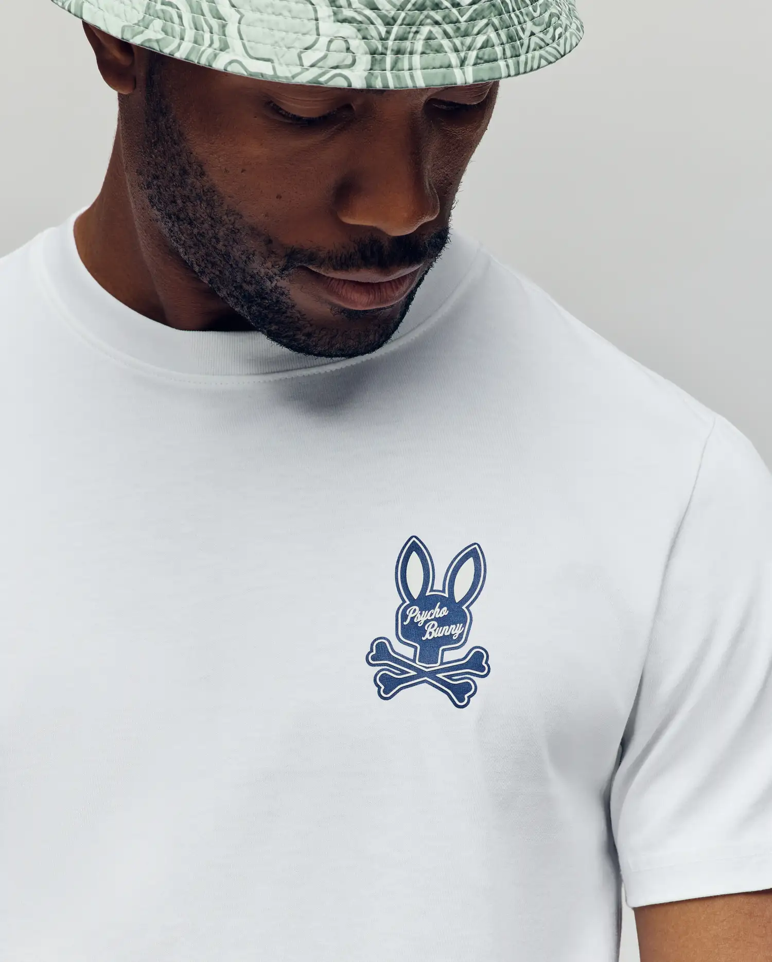 MENS DEREK CHEST GRAPHIC TEE - MT0200009 - Image 3